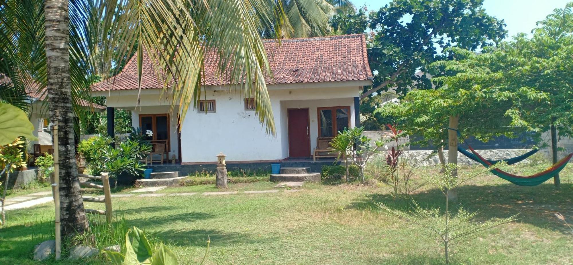Dewi Garden Guesthouse Kuta  Екстериор снимка