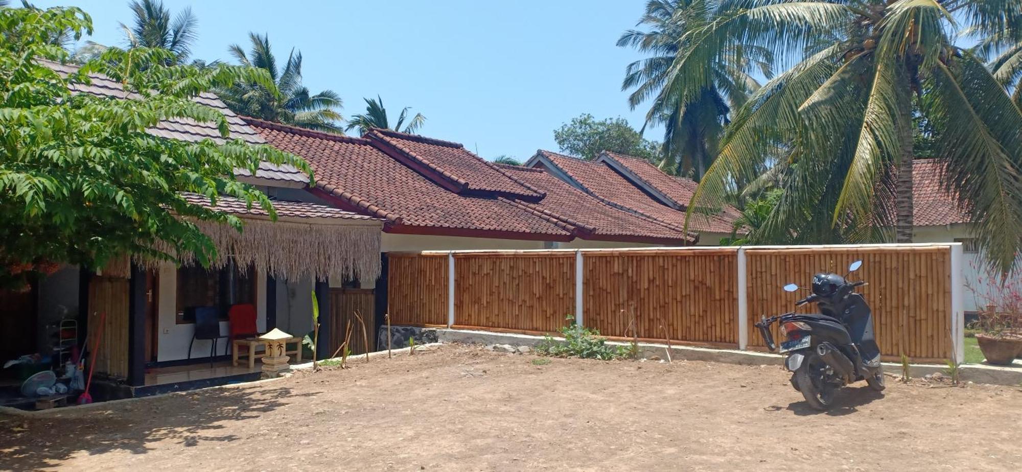 Dewi Garden Guesthouse Kuta  Екстериор снимка
