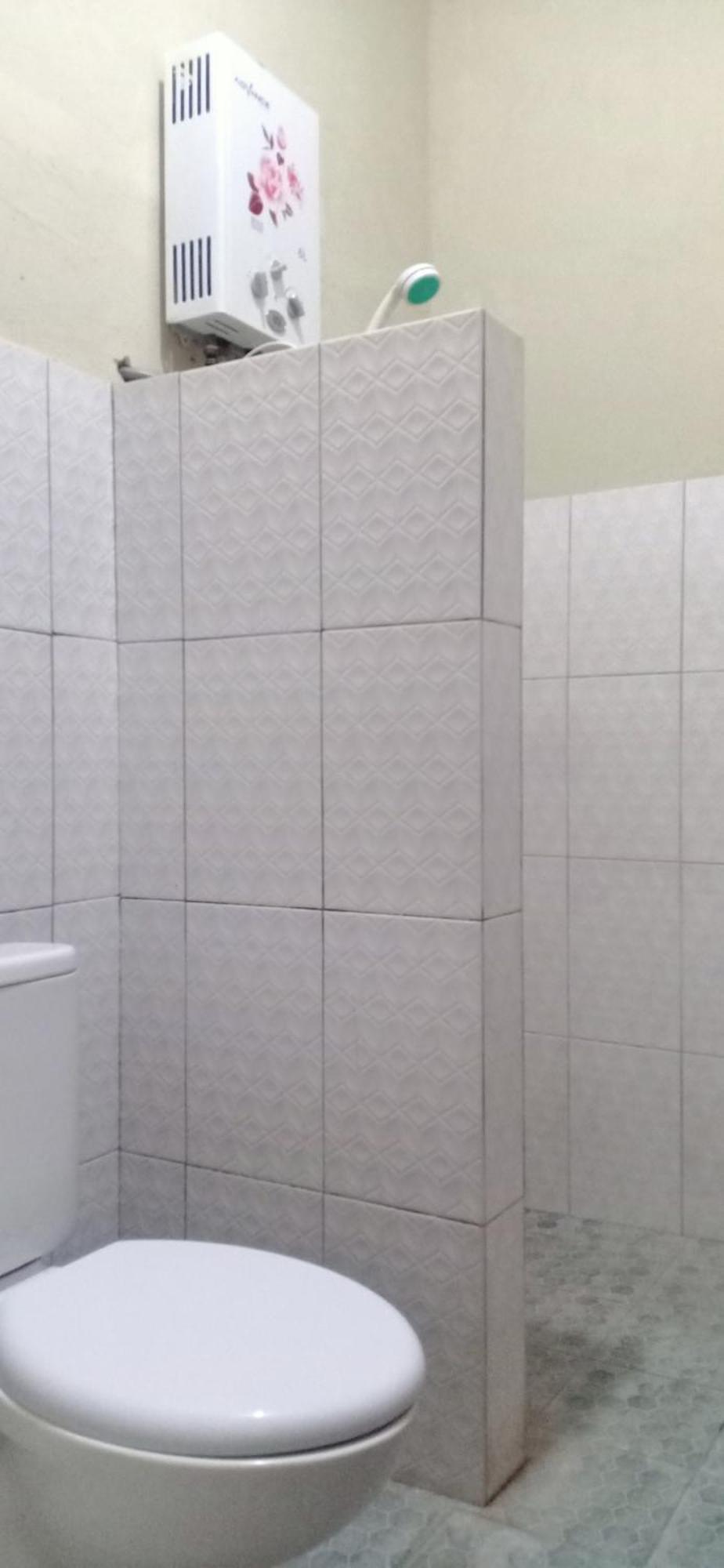 Dewi Garden Guesthouse Kuta  Екстериор снимка