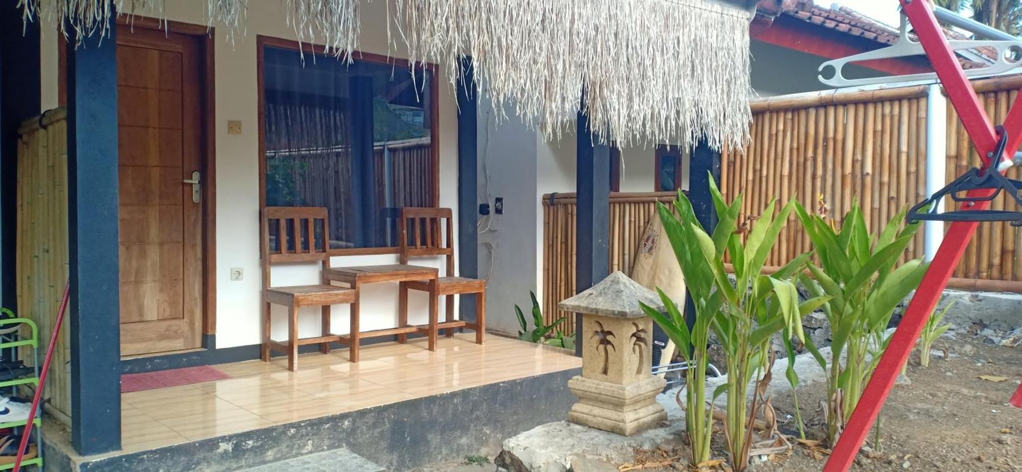 Dewi Garden Guesthouse Kuta  Екстериор снимка