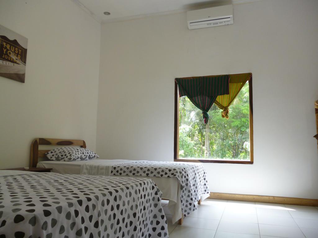 Dewi Garden Guesthouse Kuta  Екстериор снимка