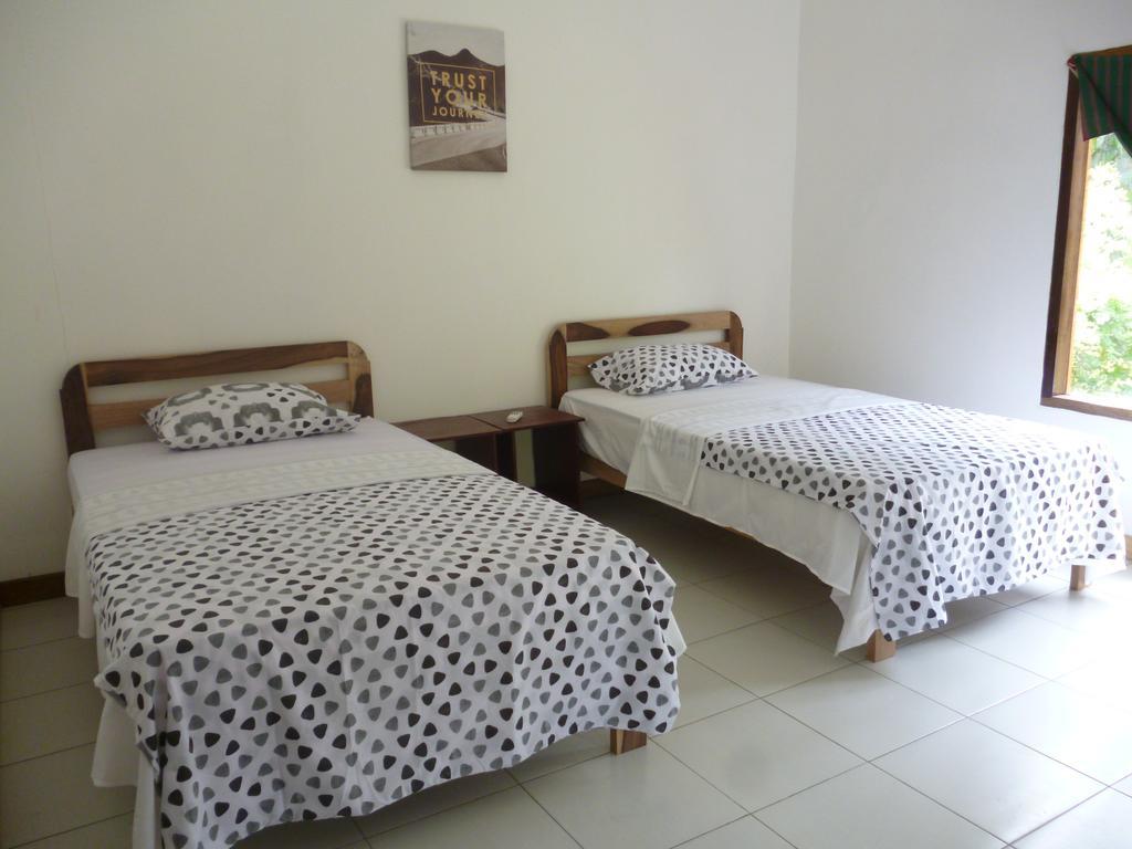 Dewi Garden Guesthouse Kuta  Екстериор снимка