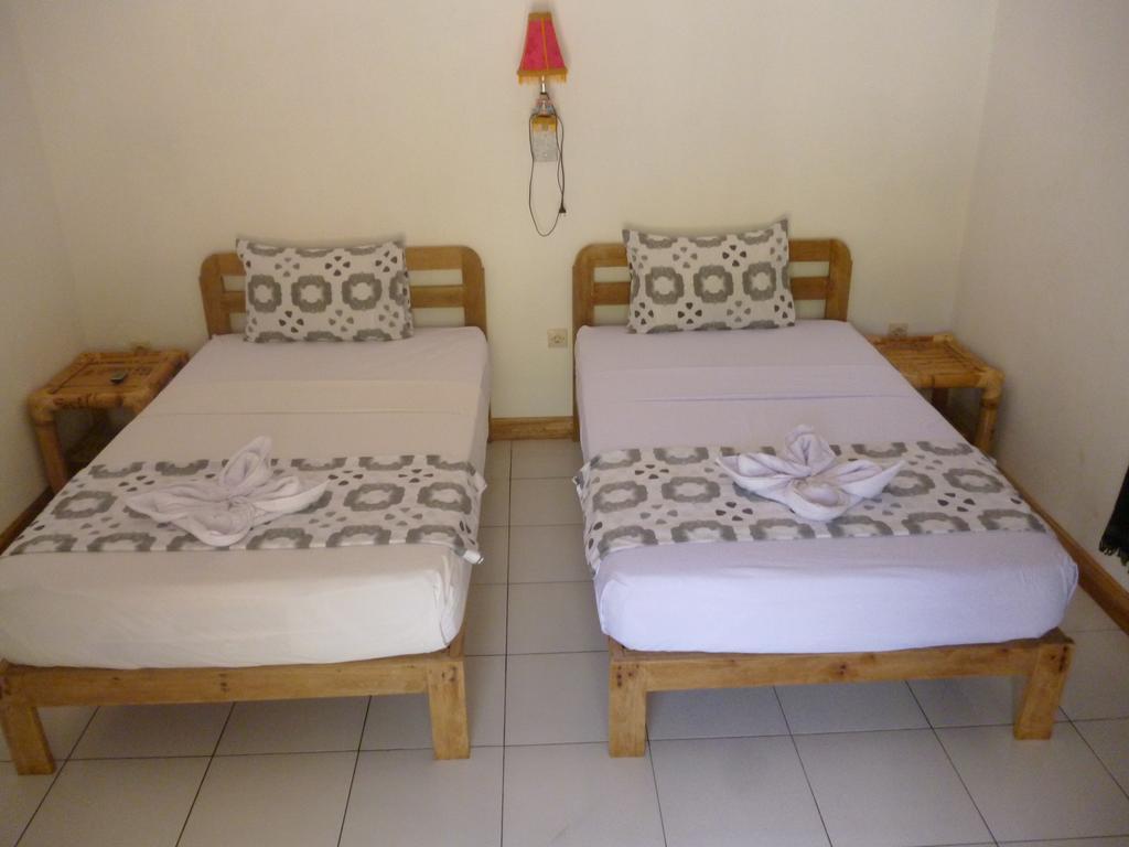 Dewi Garden Guesthouse Kuta  Екстериор снимка
