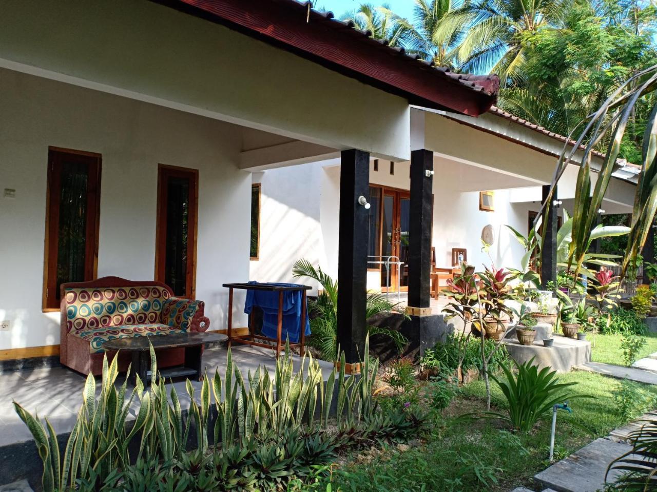 Dewi Garden Guesthouse Kuta  Екстериор снимка